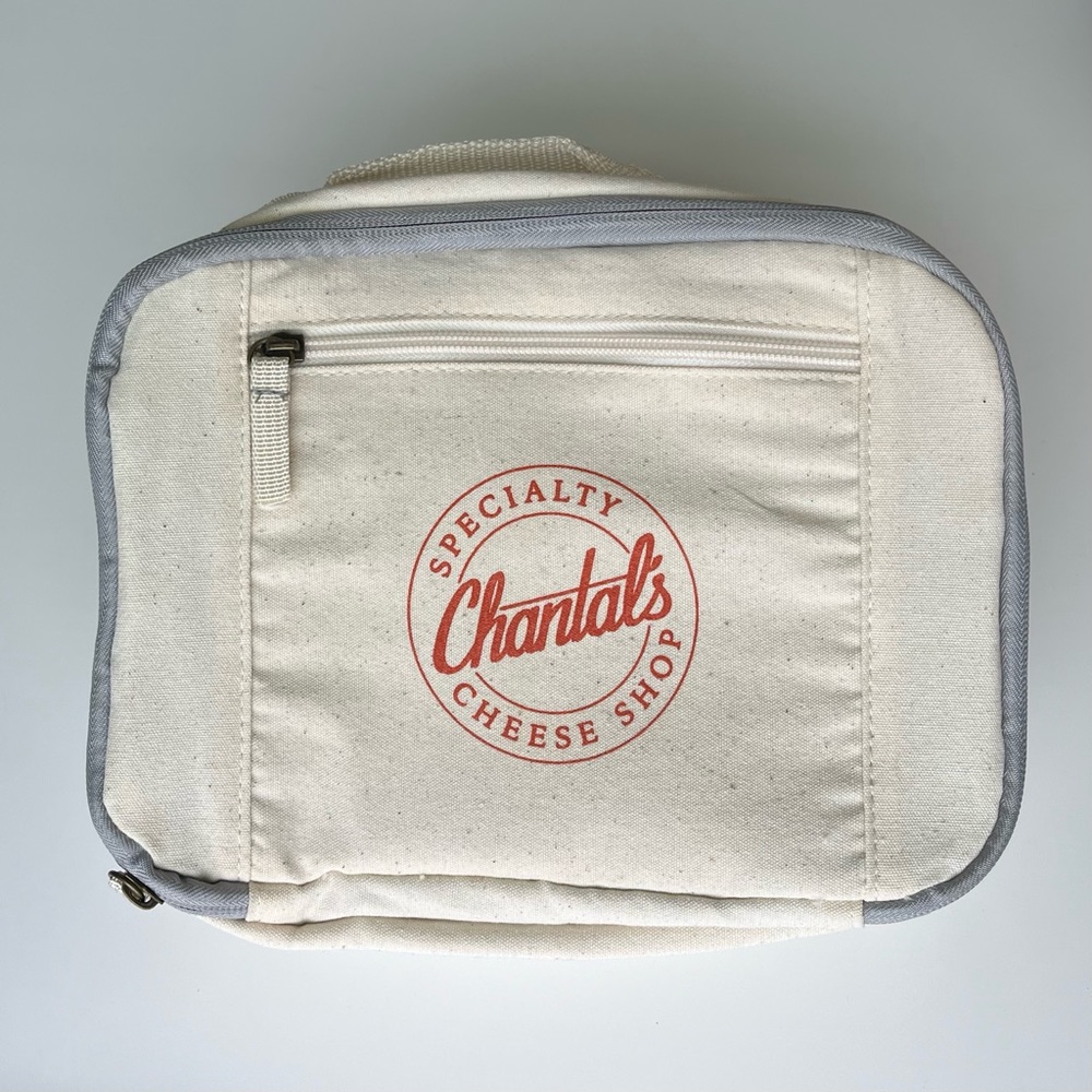 Thermal Bag NWOT | Cheese Shop vintage style white oat cream grey zip